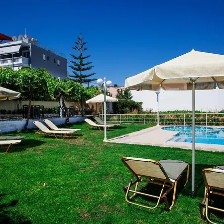 Theros Aparthotel