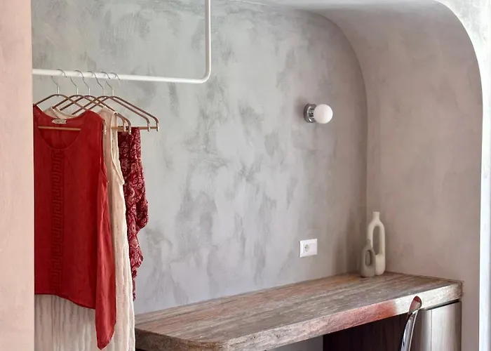 Апарт-отель Theros 4*