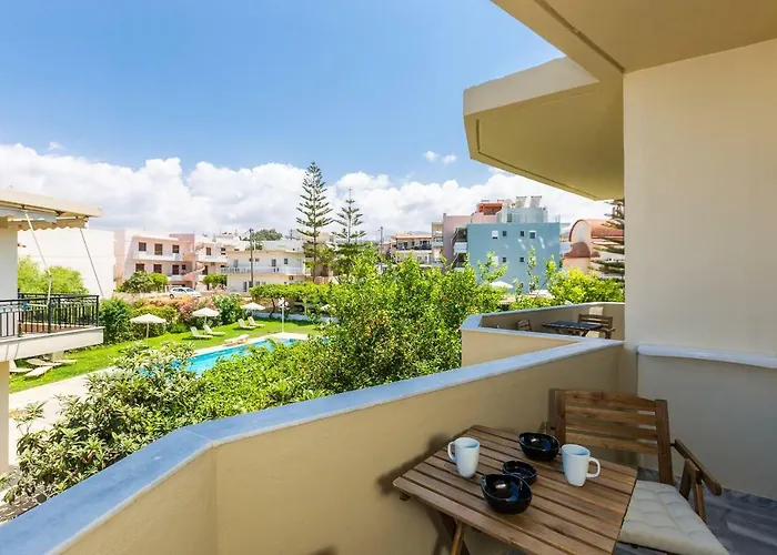 Апарт-отель Theros