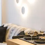 Theros Apartahotel 4*