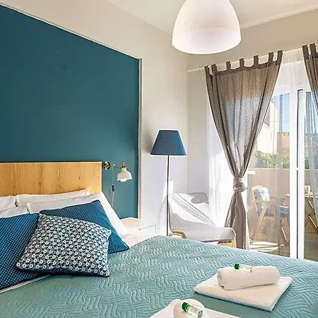 Aparthotel Theros 4*