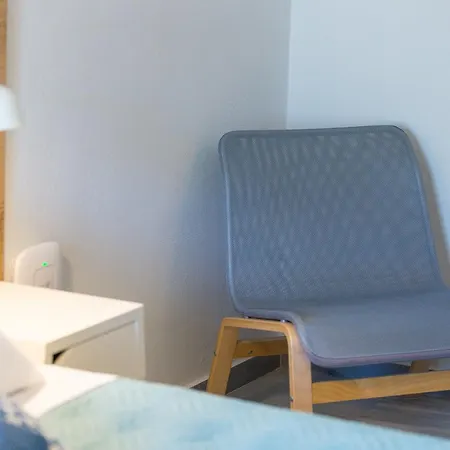 Theros 公寓式酒店 4*