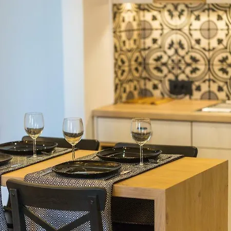 Aparthotel Theros