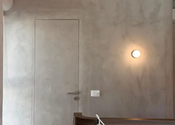 Theros Apartmanhotel