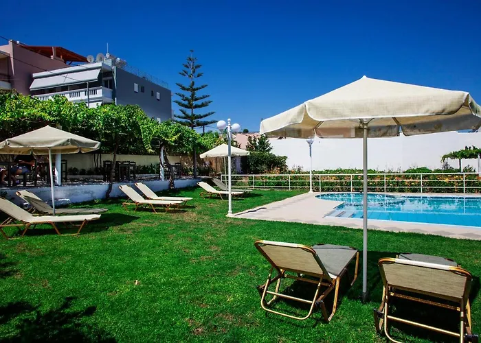 Theros Apartmanhotel